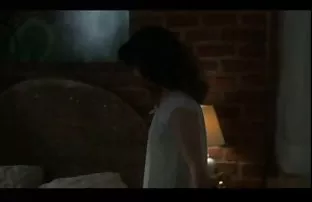 XXX అందమైన ఆడవారు చేరటము వారి బీటలు తో భాషలు