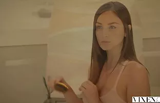 XXX మూడు పరిపక్వ పెద్ధ రొమ్ములు కలధి bitches మరియు ఒక వ్యక్తి