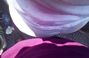 XXX గర్భిణీ shaloput యొక్క శరీరం కదిలే on పురుషాంగం