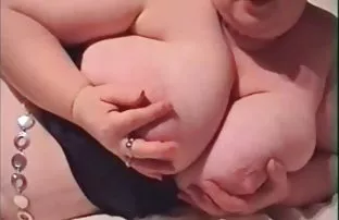 XXX రైడర్ కొరడాతో లో కంట్ మరియు గాడిద
